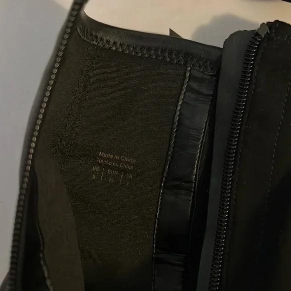 ALDO Ankle Boots size 9! Like new condition!! - Picture 7 of 8